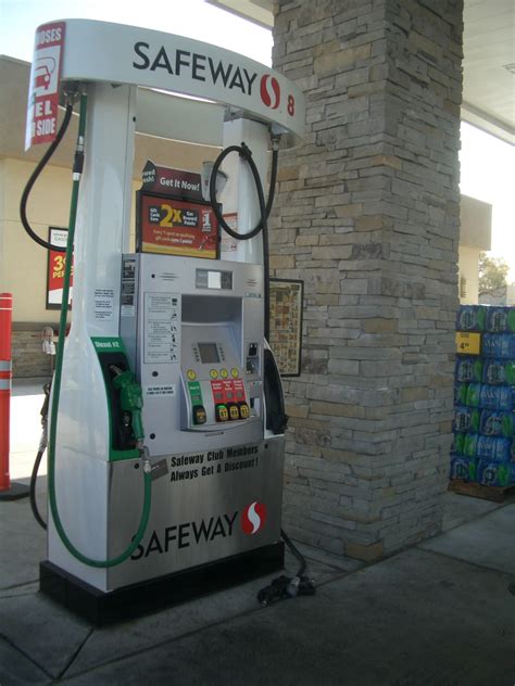 Safeway Fuel Station E Sunset Dr. . Safeway gas price